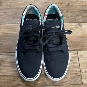 Etnies Skateboard Shoes Barge LS Black/White Womens Sz 9.5 EUC